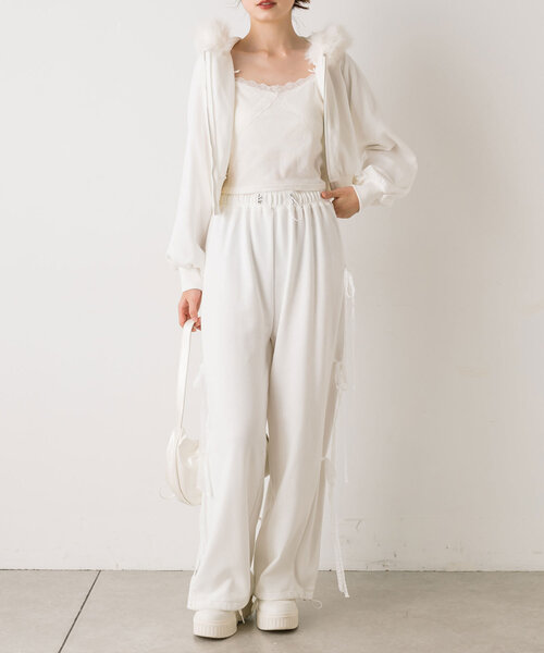 OLIVE des OLIVE（オリーブデオリーブ）の「サイドレースリボンスウェットパンツ（スウェットパンツ・レディース・サックスブルー/オフホワイト/トップグレー/ピンク・FREE）」の6枚目の写真