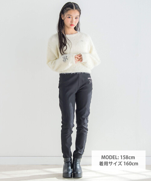 ZIDDY（ジディ）の「シャギーニット(130~160cm)（ニット/セーター・キッズ・オフホワイト/ブラック・150cm/140cm/130cm/FREE）」の3枚目の写真