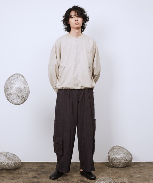 Dulcamara(ドゥルカマラ)の「よそいきバックポケットZipブルゾン(ブルゾン・メンズ・ブラック/ベージュ系/ミックスグレー・0/1)」の5枚目の写真