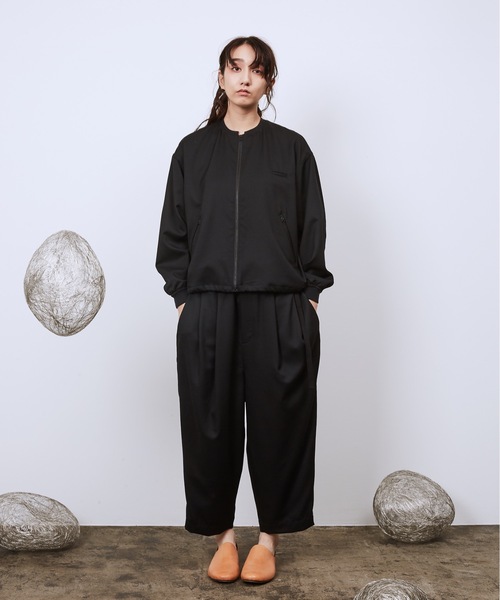 Dulcamara(ドゥルカマラ)の「よそいきバックポケットZipブルゾン(ブルゾン・メンズ・ブラック/ベージュ系/ミックスグレー・0/1)」の9枚目の写真