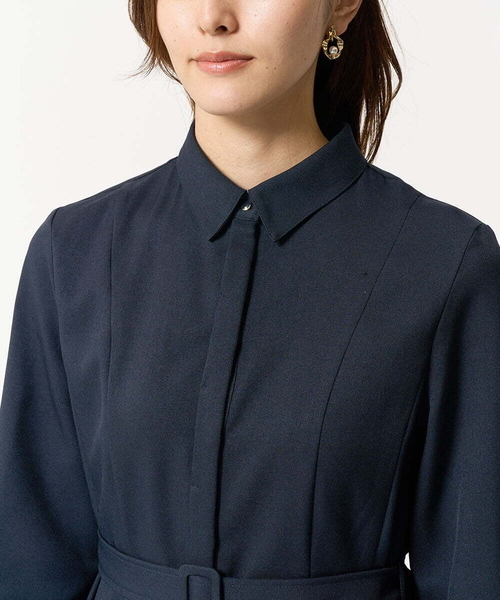 a.v.v（アーヴェヴェ）の「ベルト付フレアシャツワンピース（ワンピース・レディース・ネイビー/ベージュ・34/38/36/40/42）」の4枚目の写真