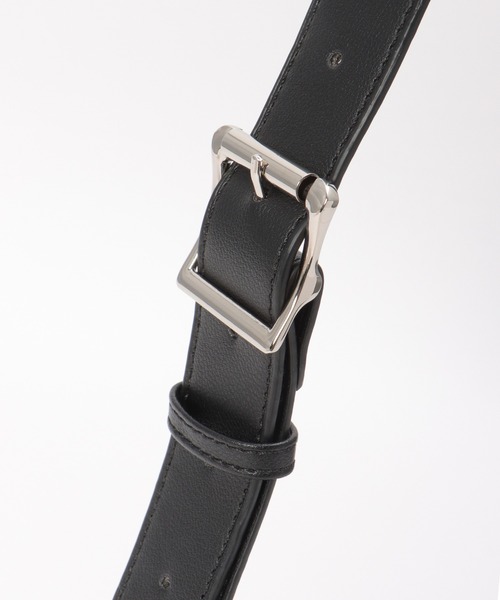 ikka（イッカ）の「合皮横長肩掛けショルダーバッグ（ショルダーバッグ・レディース・シルバーグレー/ブラック/ベージュ・FREE）」の8枚目の写真