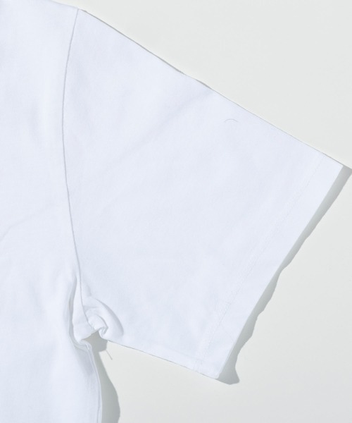 MM6 Maison Margiela(エムエムシックス メゾン マルジェラ)の「MM6 Maison Margiela(エムエムシックス メゾン マルジェラ)Kids & Junior ブランドロゴ半袖Tシャツカットソー(Tシャツ/カットソー・キッズ・ライトグリーン/ブラック/ホワイト・12Y/14Y/16Y/10Y/8Y)」の8枚目の写真
