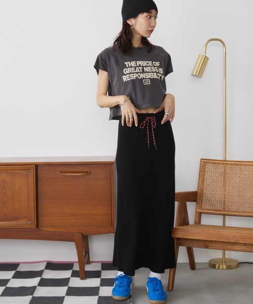 Auntie Rosa Holiday（アンティローザホリデー）の「リブニットスリットナロースカート（スカート・レディース・ブラウン/ブラック/チャコールグレー・FREE）」の11枚目の写真