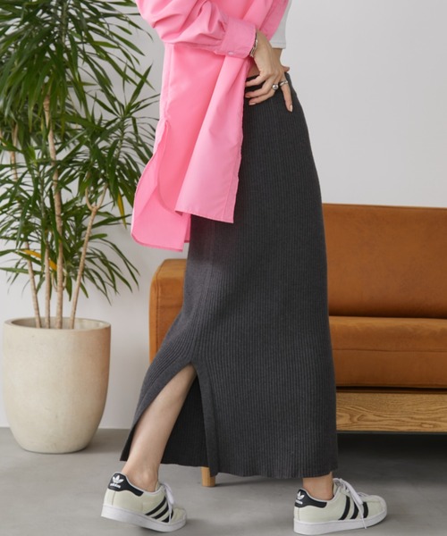 Auntie Rosa Holiday（アンティローザホリデー）の「リブニットスリットナロースカート（スカート・レディース・ブラウン/ブラック/チャコールグレー・FREE）」の17枚目の写真