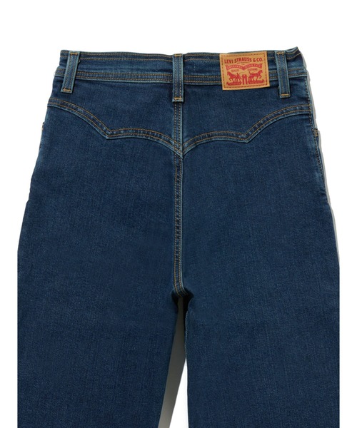 Levi's(リーバイス)の「Levi's/リーバイス RIVETED RIBCAGE ジーンズ ダークインディゴ(デニムパンツ・レディース・ダークインディゴブルー・23inch/24inch/25inch/26inch/27inch/28inch)」の6枚目の写真