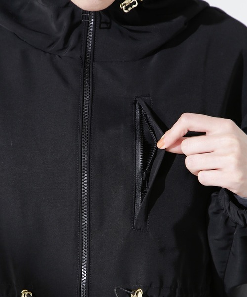 NANO universe（ナノユニバース）の「撥水グログランフードブルゾン（ブルゾン・レディース・グレー系その他4/ブラック・S/M）」の8枚目の写真