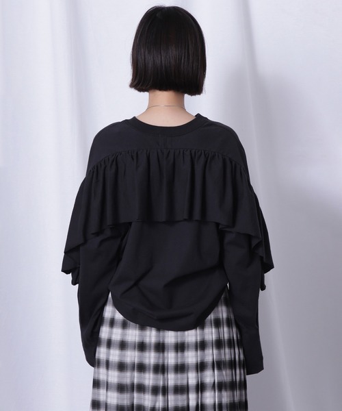 ROSE BUD(ローズバッド)の「バックフリルカットソー(Tシャツ/カットソー・レディース・バーガンディー/ブラック/ベージュ・ONE SIZE)」の9枚目の写真