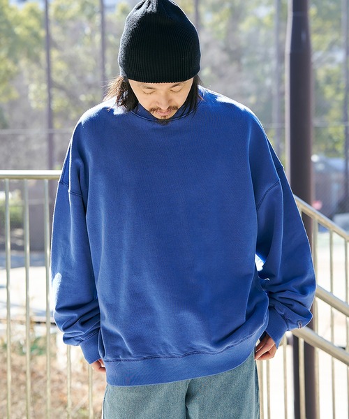 Goodwear（グッドウェア）の「【Goodwear】製品染めBIGトレーナー（スウェット・メンズ・グリーン/チャコール/ロイヤルブルー/ブルー系その他・LL/L/M/S）」の4枚目の写真