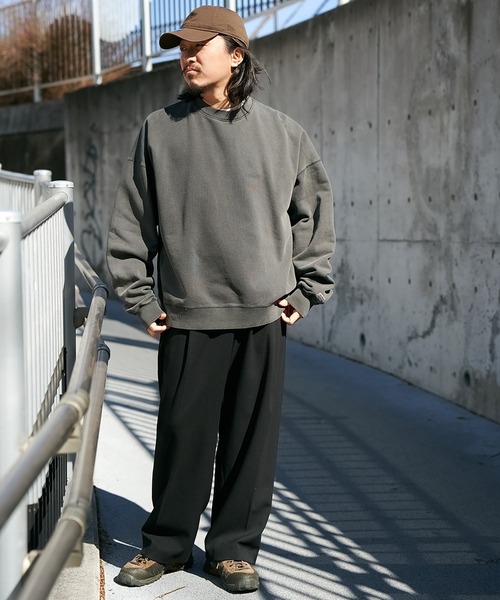 Goodwear（グッドウェア）の「【Goodwear】製品染めBIGトレーナー（スウェット・メンズ・グリーン/チャコール/ロイヤルブルー/ブルー系その他・LL/L/M/S）」の7枚目の写真