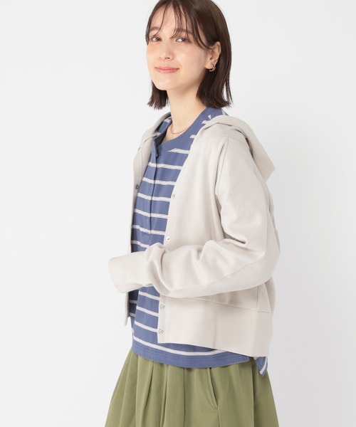 studio CLIP(スタディオクリップ)の「コンパクトスムースフードカーディガン(カーディガン/ボレロ・レディース・カーキ/アイボリー/ライトグレー・FREE)」の11枚目の写真