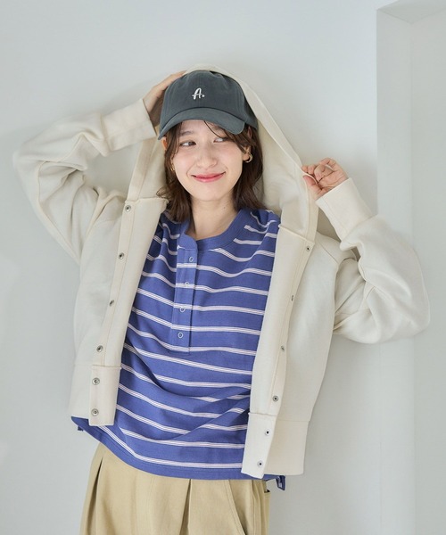 studio CLIP(スタディオクリップ)の「コンパクトスムースフードカーディガン(カーディガン/ボレロ・レディース・カーキ/アイボリー/ライトグレー・FREE)」の17枚目の写真