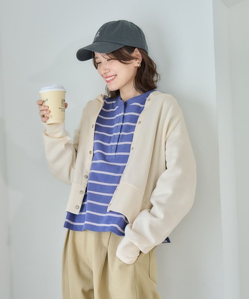 studio CLIP(スタディオクリップ)の「コンパクトスムースフードカーディガン(カーディガン/ボレロ・レディース・カーキ/アイボリー/ライトグレー・FREE)」の18枚目の写真