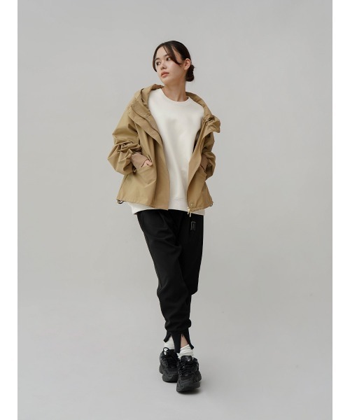 YORT(ヨート)の「ダンボール5分袖プルオーバー(Tシャツ/カットソー・レディース・杢グレー/ブラック/アイボリー・MEDIUM)」の17枚目の写真