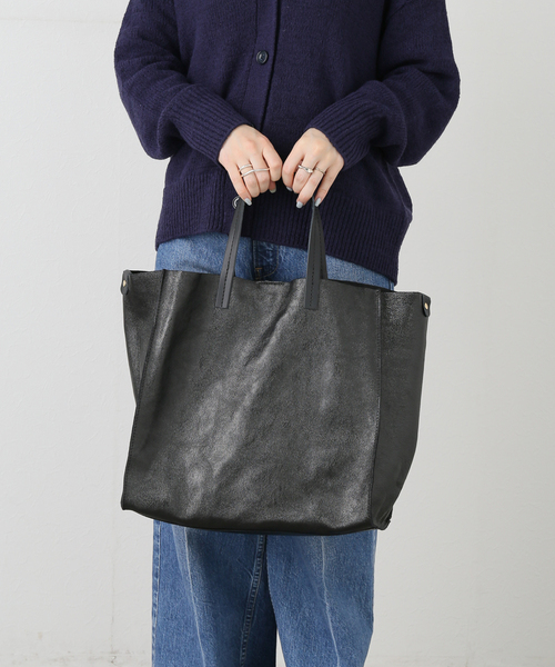 JOURNAL STANDARD relume(ジャーナルスタンダード レリューム)の「【AULENTTI/オウレンティ】ポーチツキ BIG TOTE(ショルダーバッグ・レディース・ブラック・FREE)」の4枚目の写真