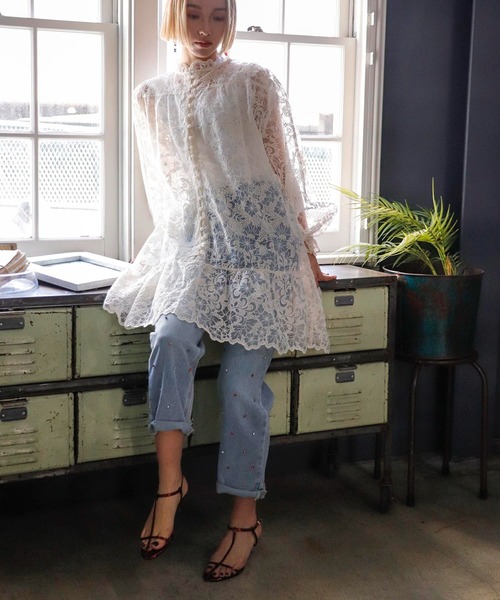 Three Four Time（ｽﾘｰﾌｫｰﾀｲﾑ）の「シアー刺繍レースチュニックブラウス（シャツ/ブラウス・レディース・アイボリー/ブラック・FREE）」の4枚目の写真