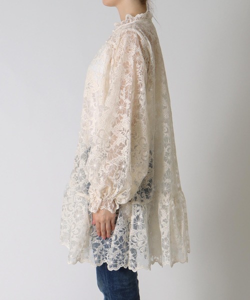 Three Four Time（ｽﾘｰﾌｫｰﾀｲﾑ）の「シアー刺繍レースチュニックブラウス（シャツ/ブラウス・レディース・アイボリー/ブラック・FREE）」の10枚目の写真