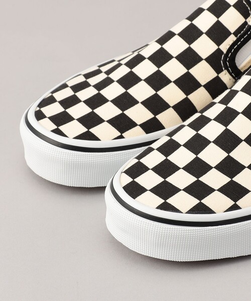 VANS(バンズ)の「【再入荷/新サイズ登場】VANS(ヴァンズ)UA CL SLIP ON/ヴァンズ クラシックスリッポン(WEB限定サイズ・カラー)(スリッポン・レディース・その他1/その他2/ブラック・23.5cm/23cm/24cm/25cm/24.5cm/25.5cm)」の8枚目の写真