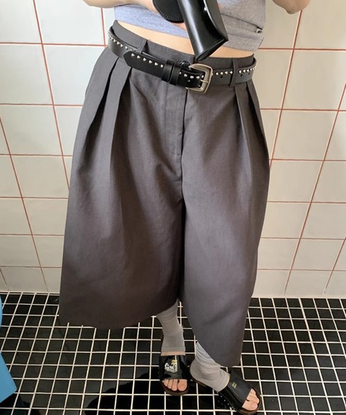 LONSLAN(ロンスラン)の「【LONSLAN】ワイドクロップドパンツ LONW25s019(その他パンツ・レディース・ダークネイビー/ダークグレー・L/M/S)」の2枚目の写真