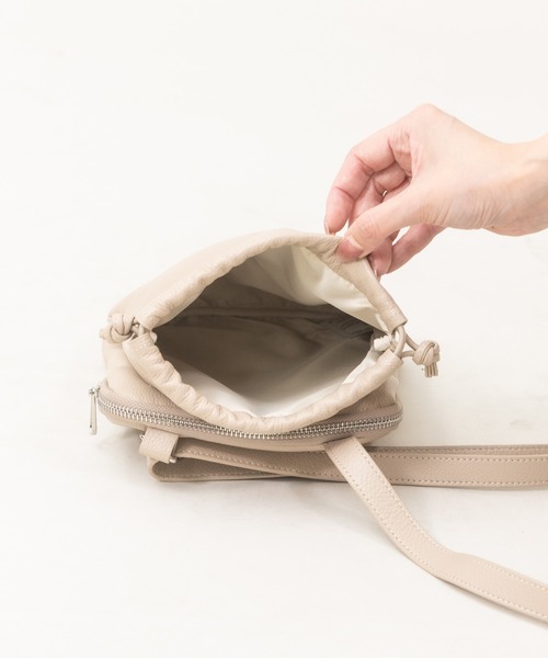 meeny miny（ミーニーマイニー）の「【meeny miny】ちょうどいいbag2（トートバッグ・レディース・ブラック/グレイッシュベージュ/シルバー・MEDIUM）」の5枚目の写真