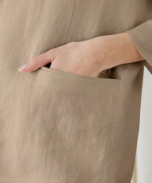 DES PRES（デ・プレ）の「ファブリックコンビ Vカラージャケット（ノーカラージャケット・レディース・ホワイト/ネイビー/ベージュ・FREE）」の11枚目の写真