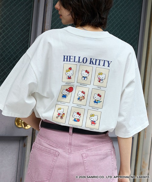 sanrio(サンリオ)の「【HELLO KITTY】別注 ハローキティデザイン刺繍/プリント オーバーサイズ半袖Tシャツ(Tシャツ/カットソー・レディース・オフホワイト/ワイン系/ネイビー/スミクロ/ブラック系/ホワイト系/ブラック系2・M/L)」の2枚目の写真