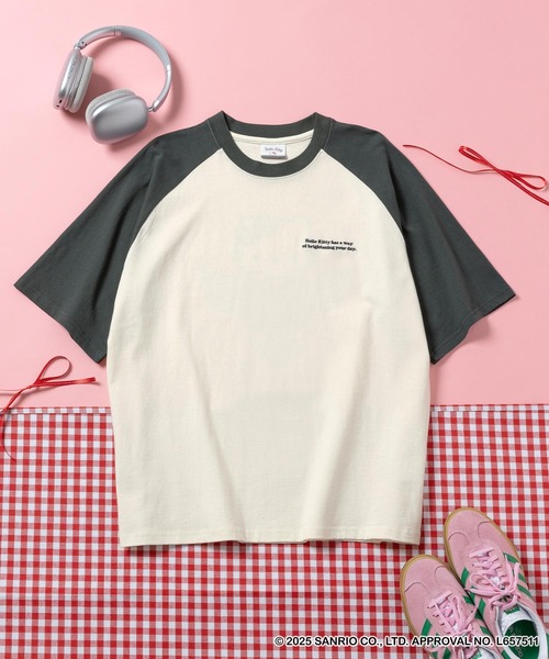 boohoo オーバーサイズ ハローキティ ハート プリント Tシャツ セール】【HELLO KITTY】別注 ハローキティデザイン刺繍