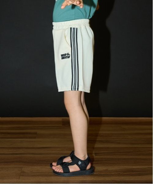 b・ROOM(ビールーム)の「トラックタック4分丈パンツ【子供服】【キッズ】【男の子】【女の子】(その他パンツ・キッズ・パープル/アイボリー/ブラック/モカ・120cm/130cm/140cm/150cm/110cm/100cm)」の17枚目の写真