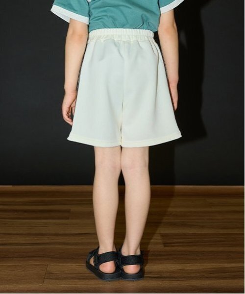 b・ROOM(ビールーム)の「トラックタック4分丈パンツ【子供服】【キッズ】【男の子】【女の子】(その他パンツ・キッズ・パープル/アイボリー/ブラック/モカ・120cm/130cm/140cm/150cm/110cm/100cm)」の18枚目の写真
