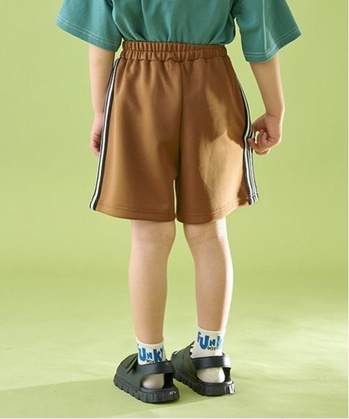 b・ROOM（ビールーム）の「トラックタック4分丈パンツ（その他パンツ・キッズ・パープル/アイボリー/ブラック/モカ・120cm/130cm/140cm/150cm/110cm/100cm）」の7枚目の写真