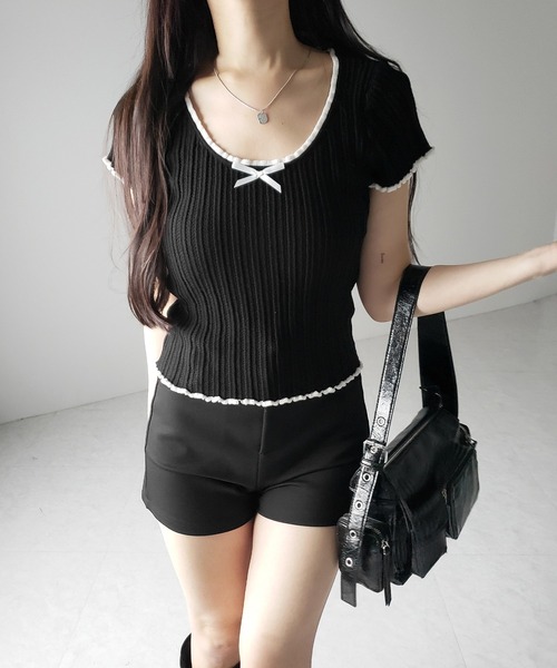 me+em select(ミームセレクト)の「※※【 2color 】ミニリボンオープンネック半袖ニットトップス / mini ribbon open neck short sleeve knit tops(Tシャツ/カットソー・レディース・ブラック/ホワイト・FREE)」の12枚目の写真