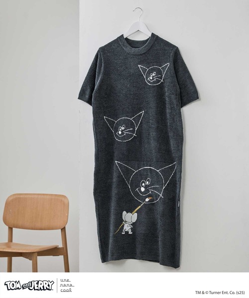 une nana cool(ウンナナクール)の「トムとジェリー × une nana cool なめらかふわふわワンピース(ルームワンピース・レディース・グレー/ブラック・M-L)」の1枚目の写真