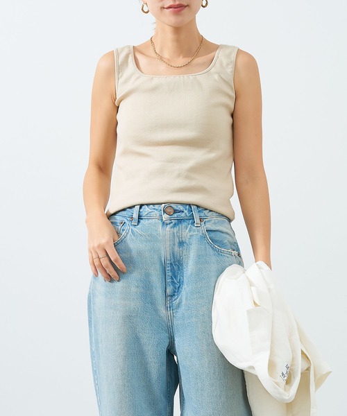 MICA&DEAL（マイカ＆ディール）の「スクエア2WAYタンクトップ（タンクトップ・レディース・ブラック/ホワイト/ベージュ・FREE）」の3枚目の写真