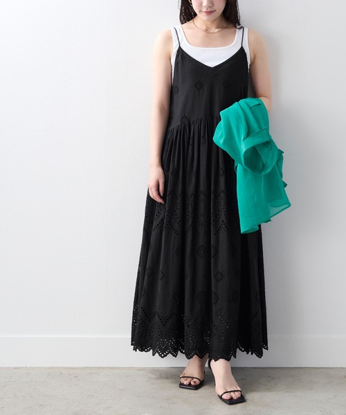 MICA&DEAL（マイカ＆ディール）の「スクエア2WAYタンクトップ（タンクトップ・レディース・ブラック/ホワイト/ベージュ・FREE）」の21枚目の写真