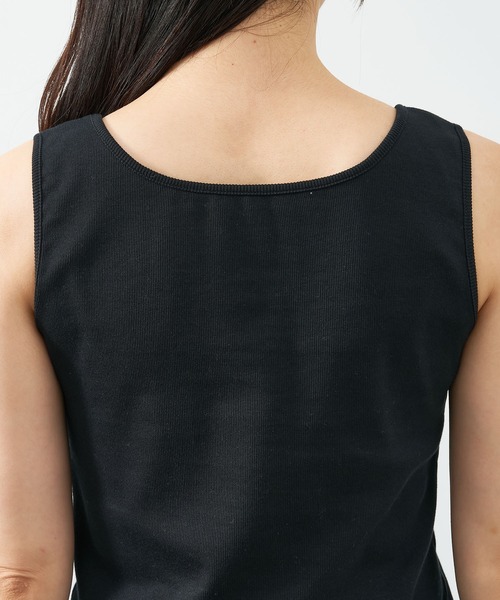 MICA&DEAL（マイカ＆ディール）の「スクエア2WAYタンクトップ（タンクトップ・レディース・ブラック/ホワイト/ベージュ・FREE）」の6枚目の写真