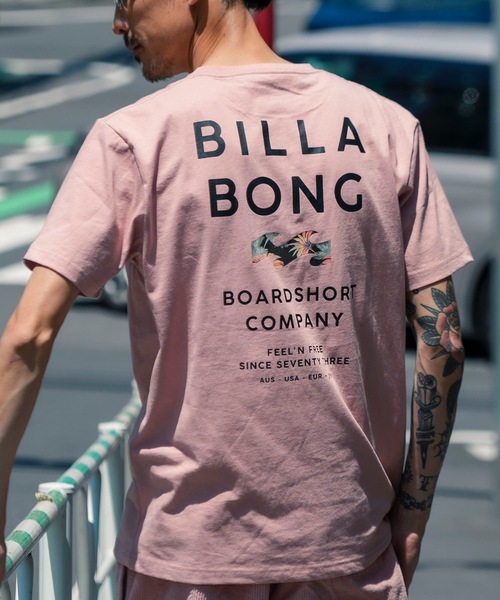 BILLABONG（ビラボン）の「BILLABONG メンズ SUN SCREEN Tシャツ 【2025年夏モデル】/ビラボン半袖バックプリントTシャツ（Tシャツ/カットソー・メンズ・ブラック/ライトブルー/ホワイト/ピンク系その他・SMALL/MEDIUM/LARGE/X-LARGE）」の4枚目の写真