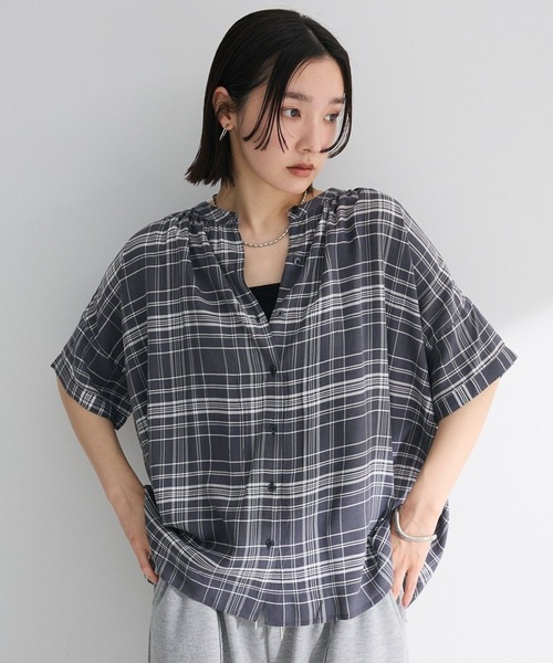 Green　Parks（グリーンパークス）の「アソート柄さらっとレーヨンブラウス（シャツ/ブラウス・レディース・チェック/ストライプ/その他14/マルチ/ブラック系その他・FREE）」の4枚目の写真