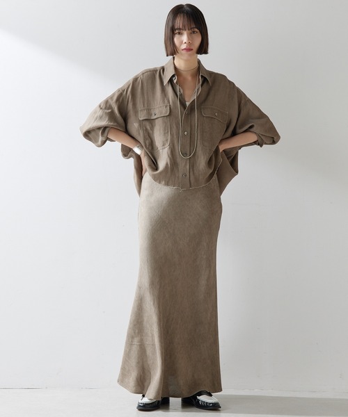 Whim Gazette（ウィムガゼット）の「ツイル顔料染めスクエアシャツ（シャツ/ブラウス・レディース・キャメル/モカ・FREE）」の16枚目の写真