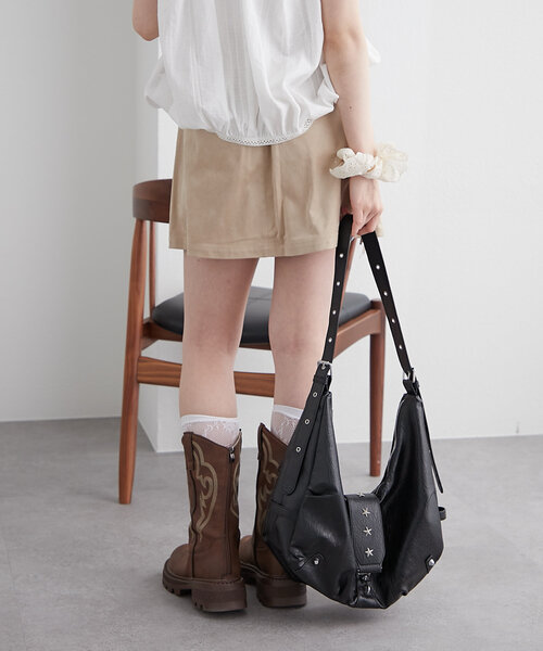 w closet(ダブルクローゼット)の「レースシュシュ(その他ヘアアクセサリー・レディース・アイボリー/レッド・FREE)」の7枚目の写真