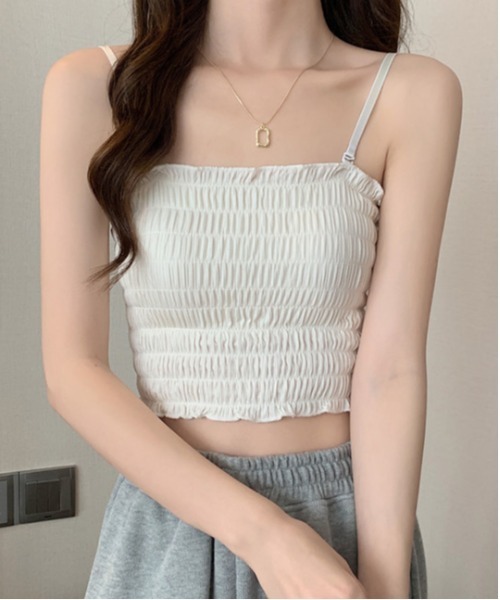 WEGO（ウィゴー）の「WEGO/シャーリングカップ付きキャミソール(肩紐取外し可能)（キャミソール・レディース・ブラック/ホワイト/グレー/レッド/カーキ/マスタード・FREE）」の2枚目の写真