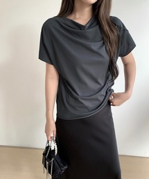 ニュアンスネックフレンチスリーブTシャツ