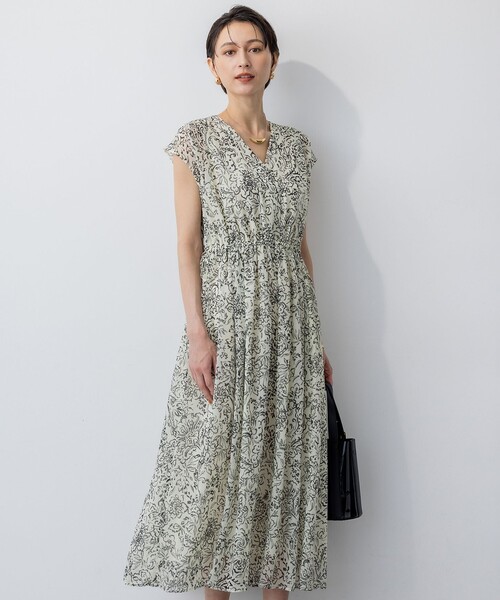 sarucheフラワープリント ワンピース saruche サルーチェ フラワープリントワンピース 青系 花柄