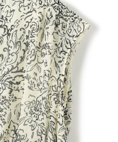 23区　ワンピース　フラワープリント 38サイズ　新品　未着用 trim_ofcrs_item20db7a34355611f