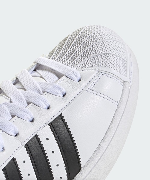 adidas(アディダス)の「【adidas】SUPERSTAR ll(スニーカー・メンズ・ブラック/ホワイト・23cm/23.5cm/24cm/24.5cm/26cm/26.5cm/27cm/27.5cm/28cm/28.5cm)」の8枚目の写真