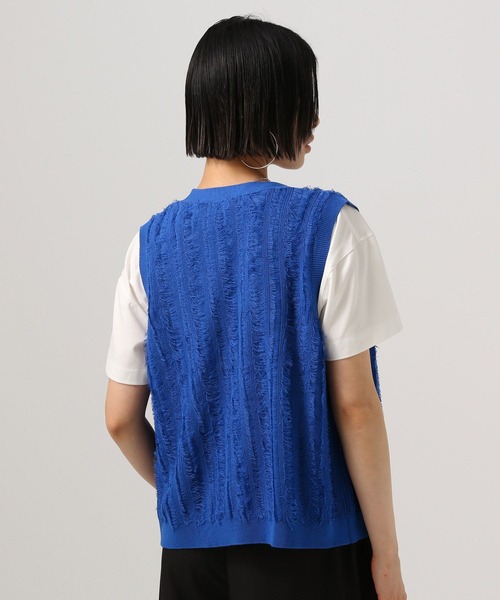 BAYFLOW(ベイフロー)の「カットフリンジニットベスト(ベスト・レディース・ブルー/アイボリー/ブラック・FREE)」の16枚目の写真