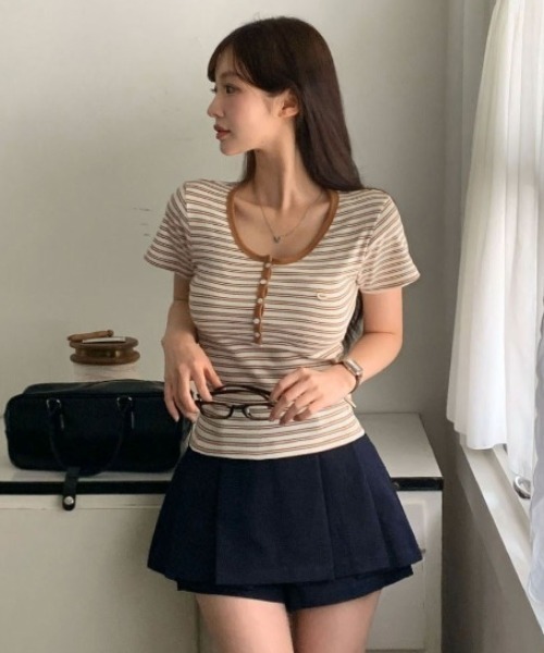 BEIDELLI（ベイデリー）の「[MADE] ストライプUネック半袖Tシャツ（Tシャツ/カットソー・レディース・キャメル/ピンク/ネイビー/ブラック/ブルー/グレー・FREE）」の5枚目の写真