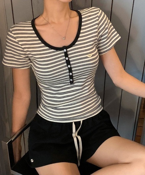 BEIDELLI（ベイデリー）の「[MADE] ストライプUネック半袖Tシャツ（Tシャツ/カットソー・レディース・キャメル/ピンク/ネイビー/ブラック/ブルー/グレー・FREE）」の8枚目の写真