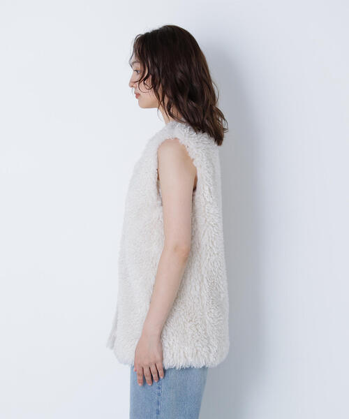 NATURAL BEAUTY BASIC(ナチュラルビューティーベーシック)の「◇【BLANC】カーリーフェイクファージレ(その他アウター・レディース・オフホワイト/チャコールグレー・FREE)」の20枚目の写真