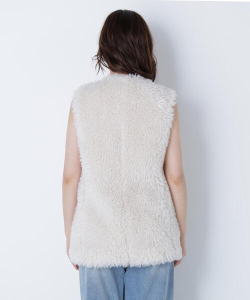 NATURAL BEAUTY BASIC(ナチュラルビューティーベーシック)の「◇【BLANC】カーリーフェイクファージレ(その他アウター・レディース・オフホワイト/チャコールグレー・FREE)」の21枚目の写真