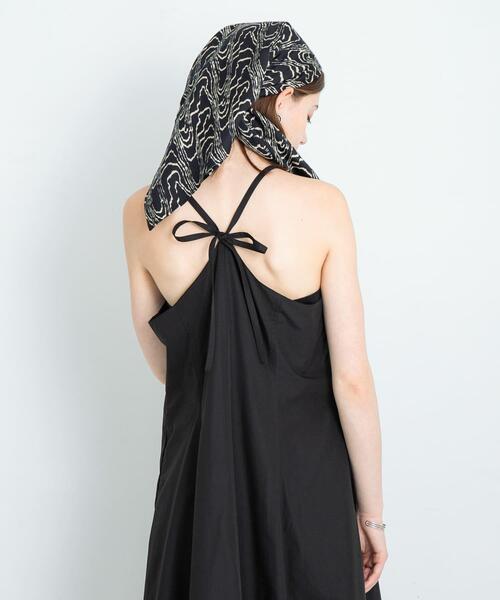 URBAN RESEARCH Sonny Label(アーバンリサーチサニーレーベル)の「バルーンヘムキャミワンピース(ワンピース・レディース・ブラウン系その他/ブラック・FREE)」の18枚目の写真